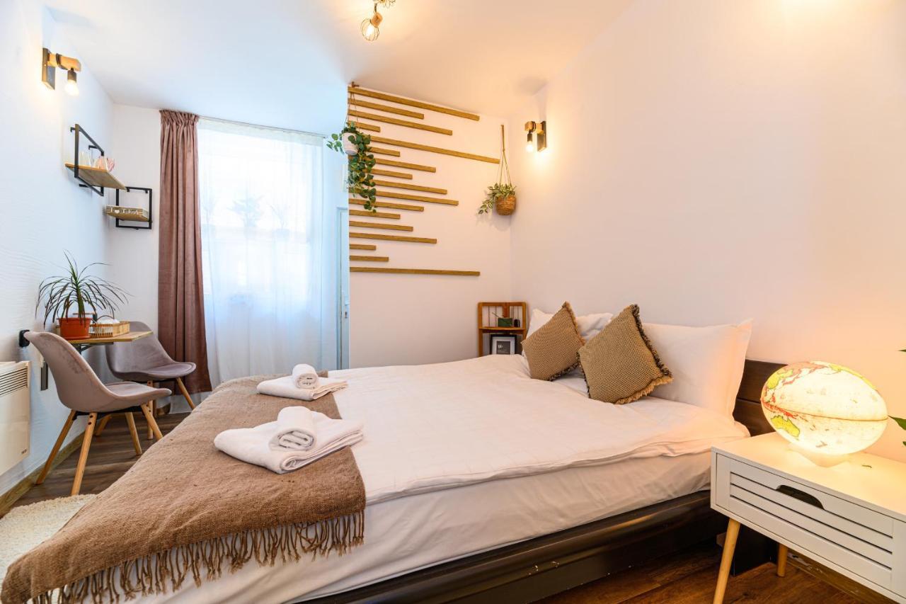 Backpacker'S Room Braşov Esterno foto